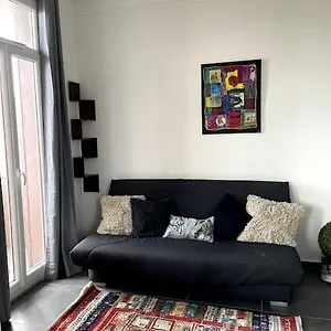https://le-triomphe-logement-central-8-pax-3-chambres.fr-provencehotel.com
